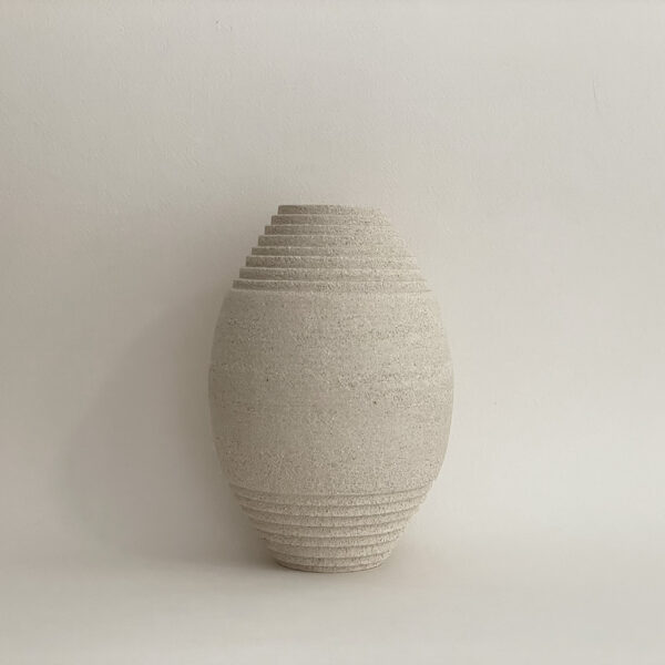 Petit vase Antipodes en grès blanc crème – Laure Pollet